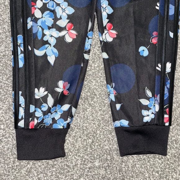 Adidas Girls Floral Joggers NWT Size M 10/12 - Picture 4 of 4